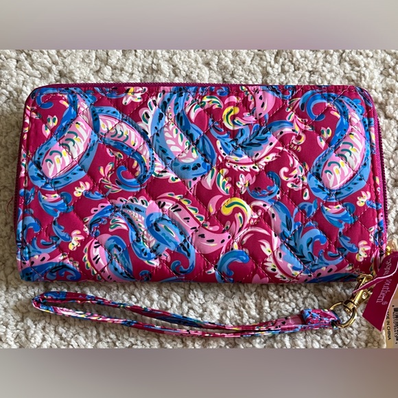 NWT Simply Southern Nylon Quilted Wallet With Wristlet Strap - Pink Paisley - Picture 4 of 6